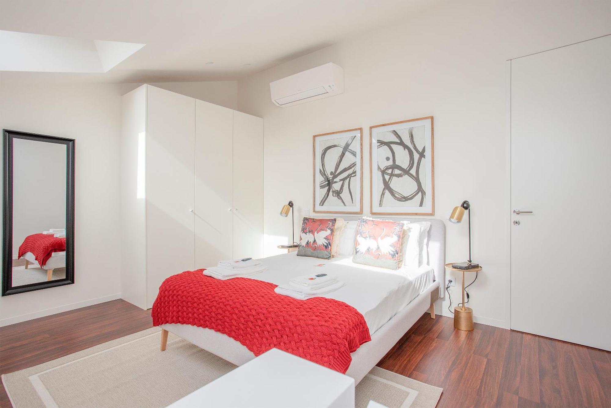 Liiiving In Porto - Luxury Gallery Apartments Экстерьер фото