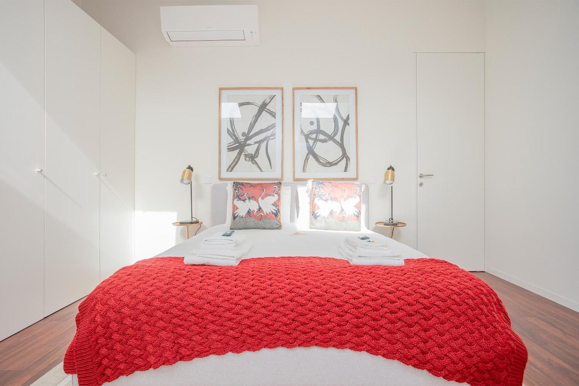 Liiiving In Porto - Luxury Gallery Apartments Экстерьер фото